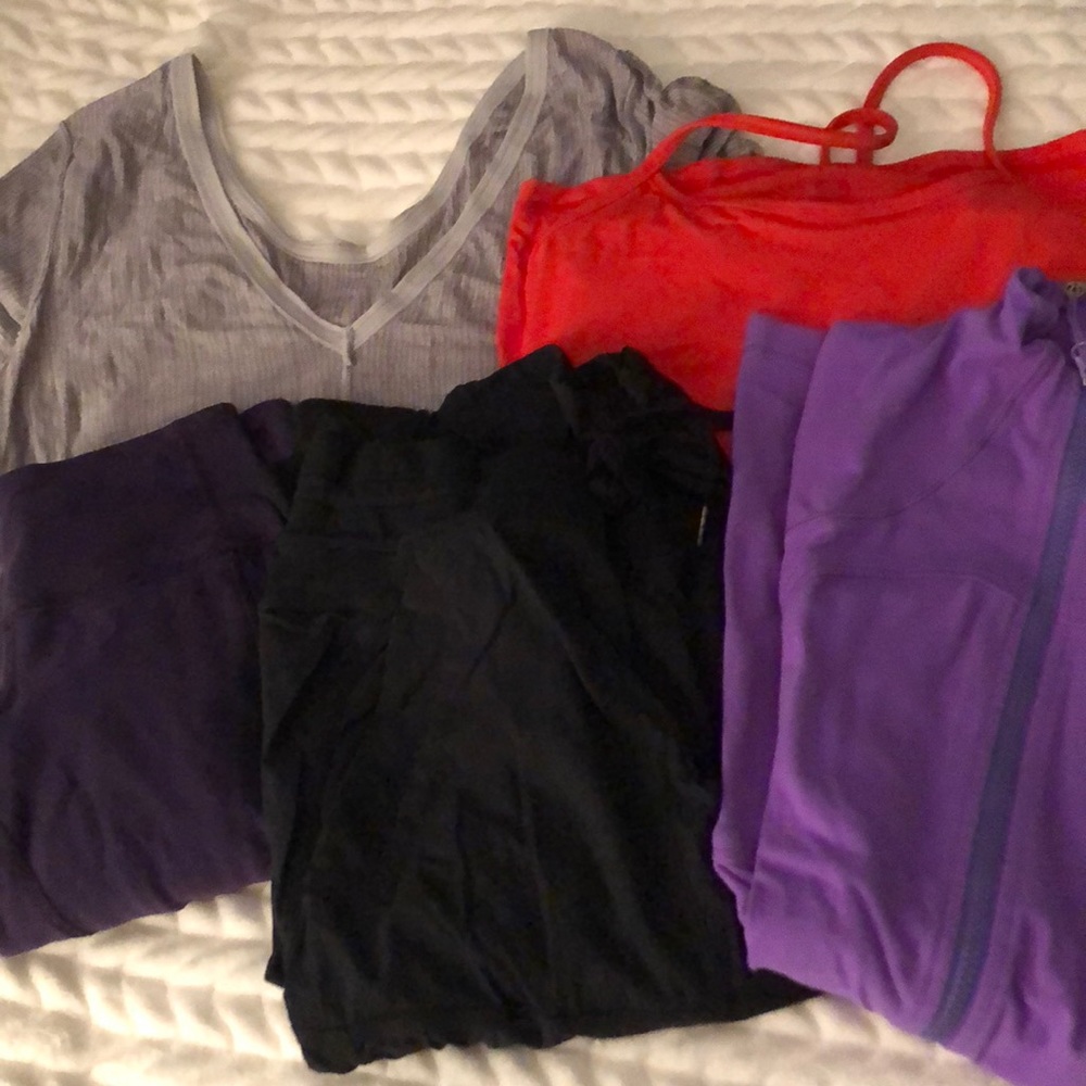 5 Piece Lululemon Collection. Workout on style!